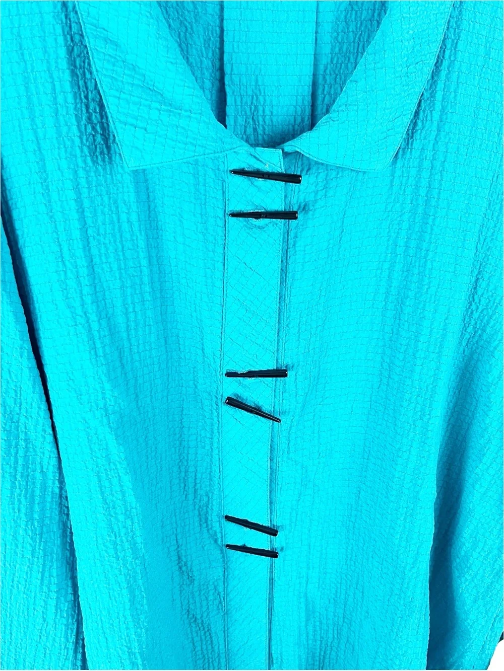 HABITAT Aqua Turquoise Long Sleeves Textured Button Top XL Artsy Casual Neutral - Picture 7 of 9